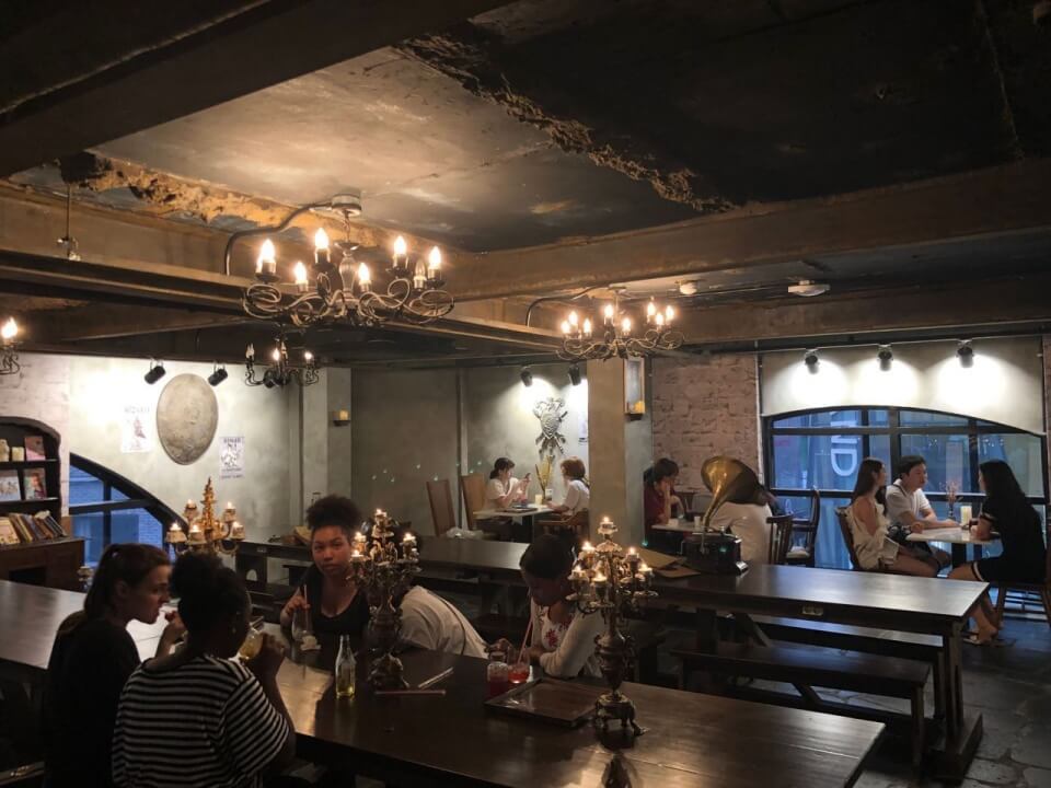 seoul theme cafe