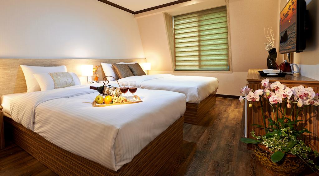 Affordable hotels in Jeju island Four Seasons Hotel (1)