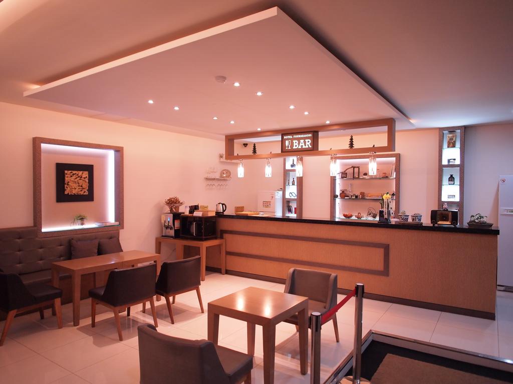 Affordable hotels in Jeju island Four Seasons Hotel (1)