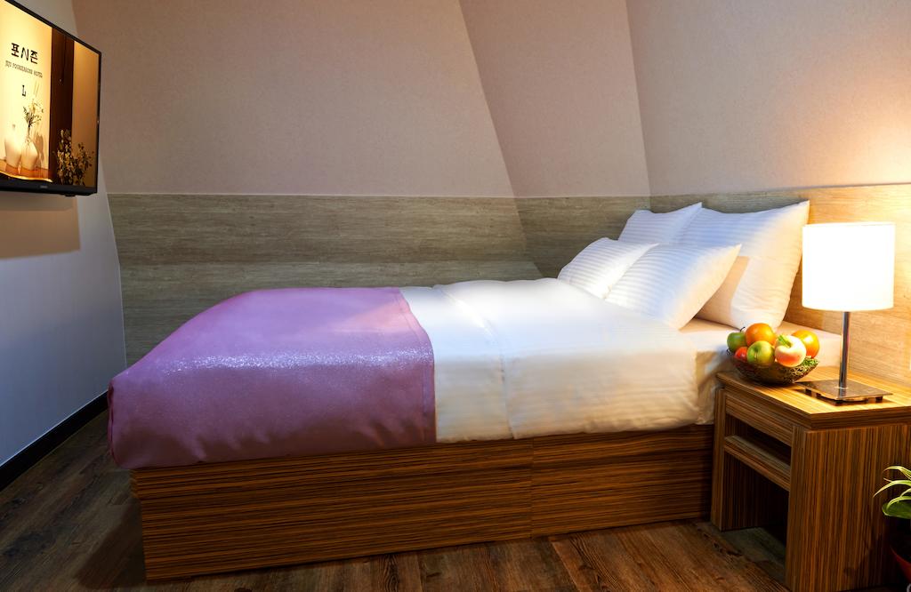 Affordable hotels in Jeju island Four Seasons Hotel (1)