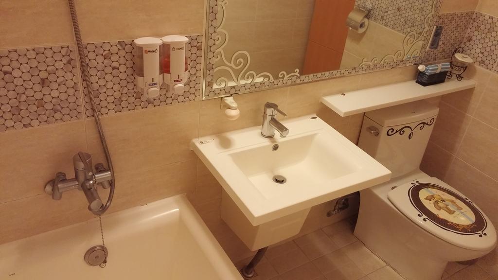 Cheap hotels in Jeju island Goodstay December Hotel (1)