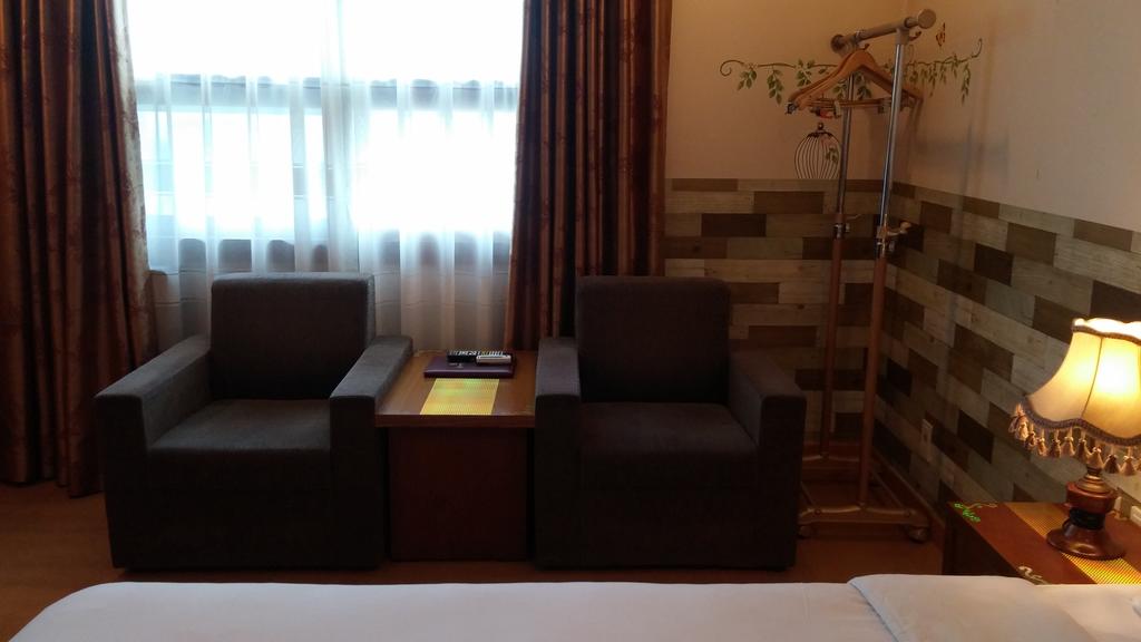 Cheap hotels in Jeju island Goodstay December Hotel (1)