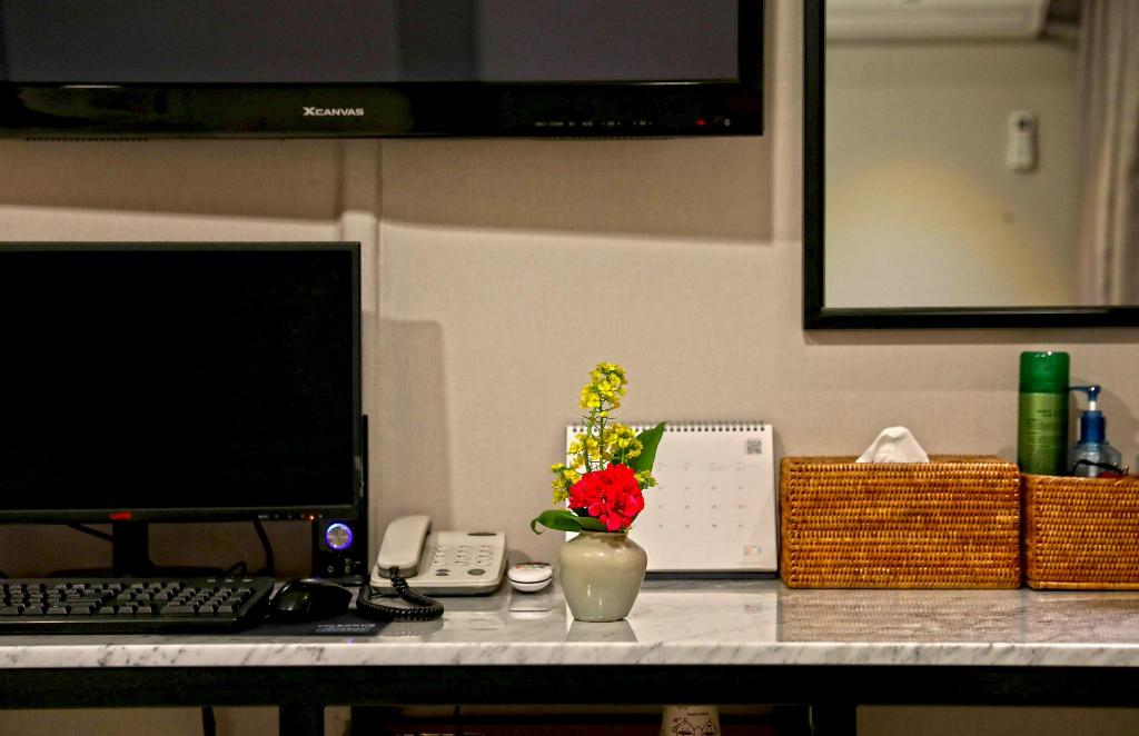 Cheap places to stay in Jeju island Goodstay Nulsong Parktel (1)