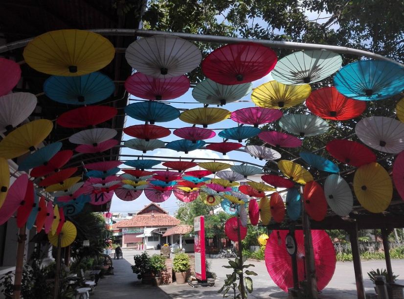 Handicraft Village Chiang Mai Bo Sang Umbrella Village (1)