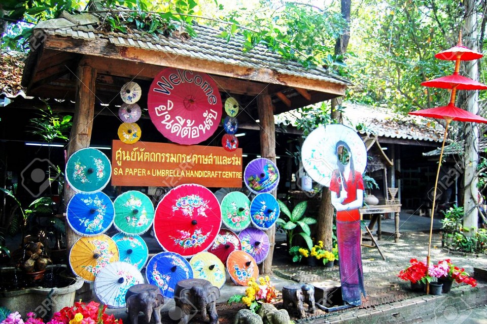 Handicraft Village Chiang Mai Bo Sang Umbrella Village (1)