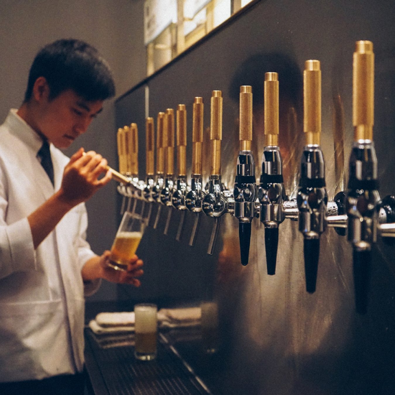 Best cocktail bars Taipei Draft Land (1)