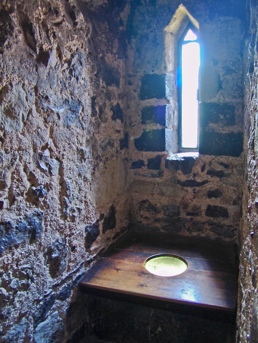 Best places to visit in London Tower of London (1)