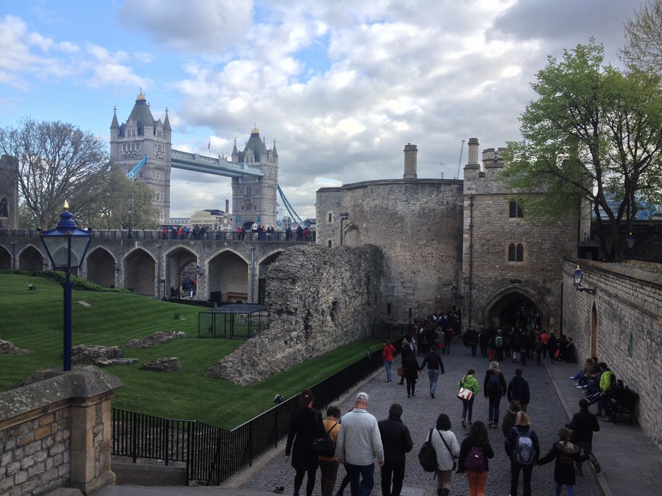 Best places to visit in London Tower of London (1)