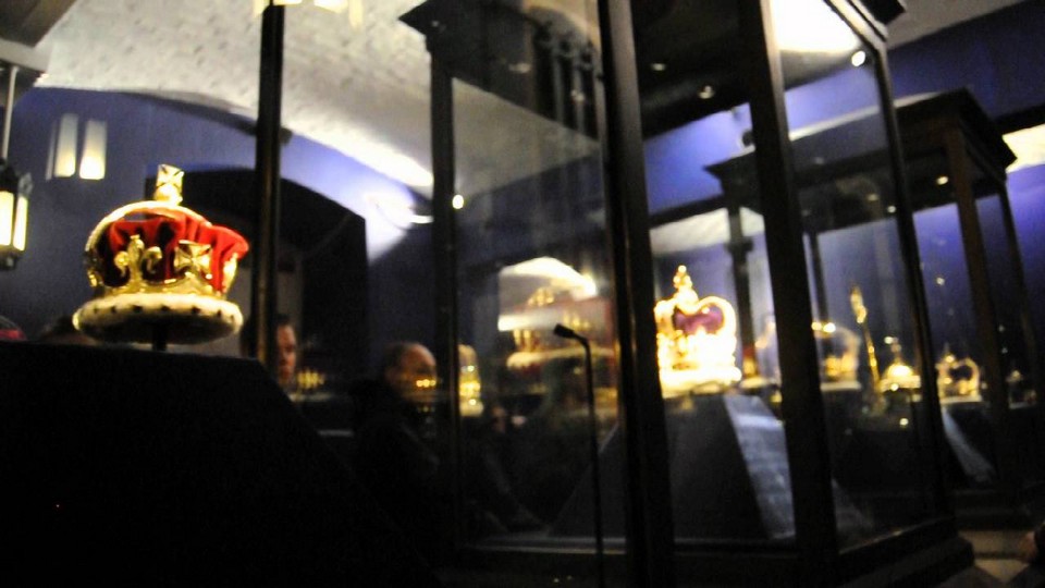 Best places to visit in London Tower of London (1)