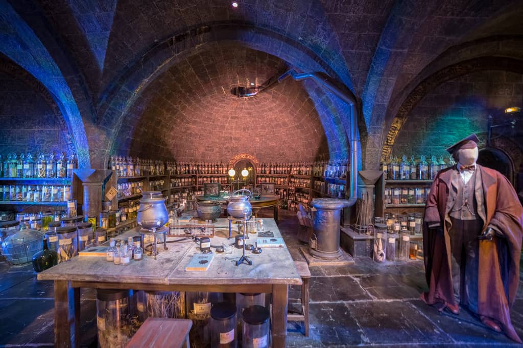 Must visit places in London Warner Bros. Studio Tour London – The world of Harry Potter (1)