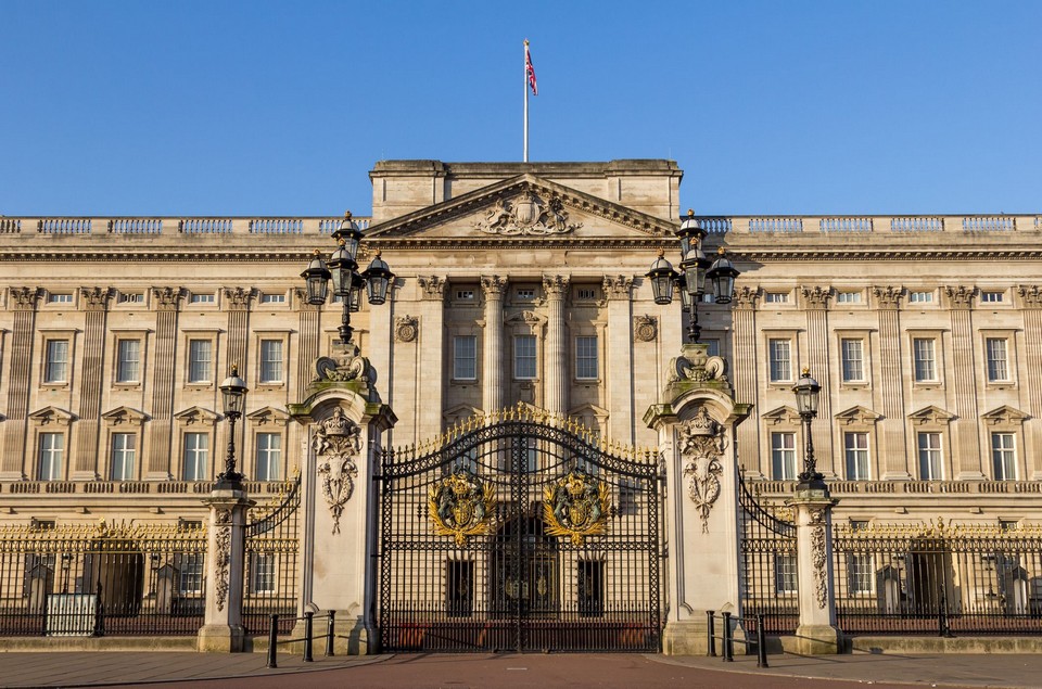 Where should I go in London Buckingham Palace (1)