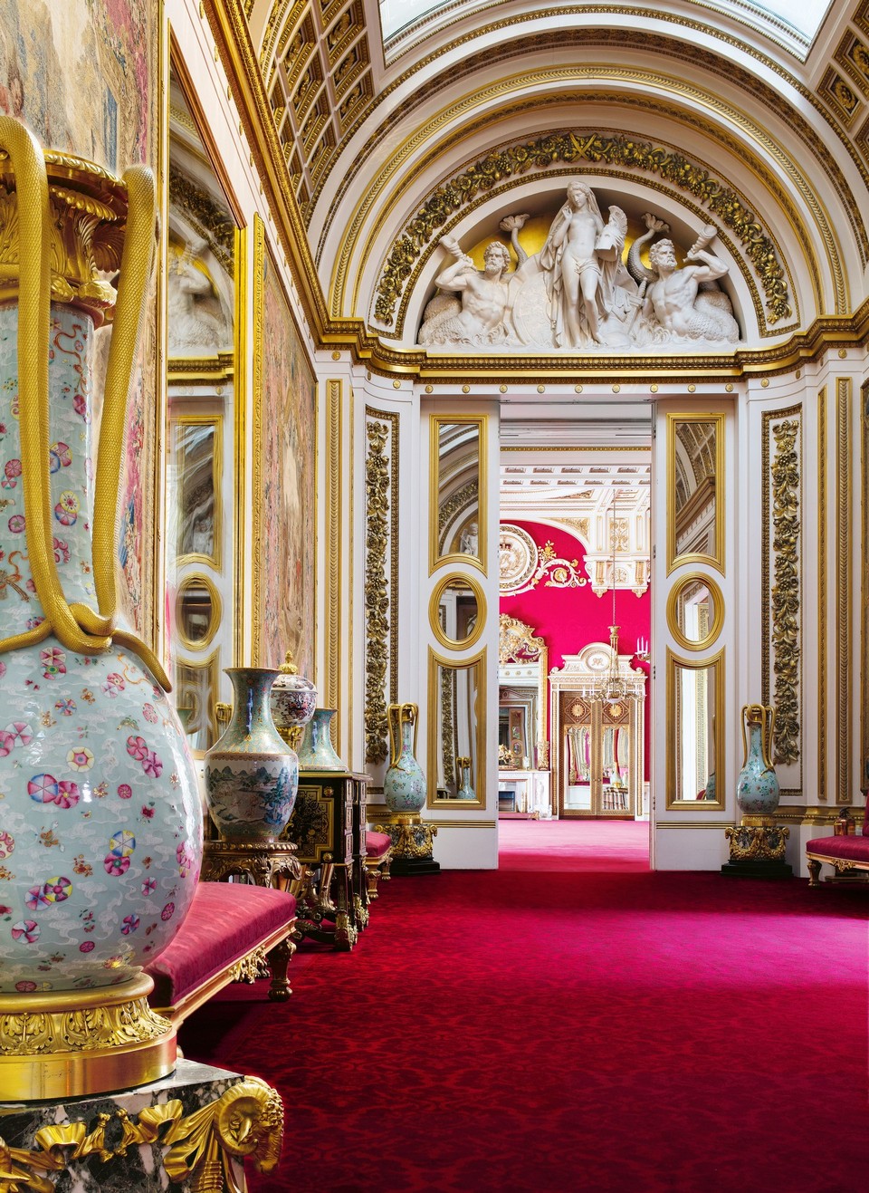Where should I go in London Buckingham Palace (1)