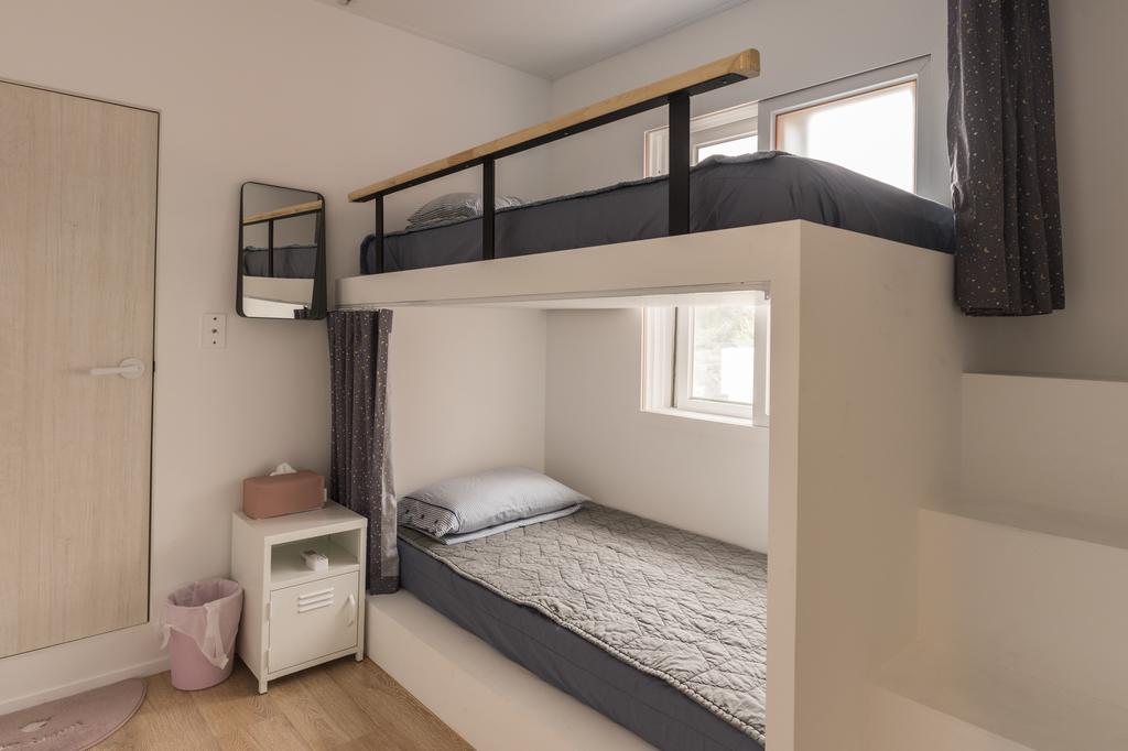 Cheap guesthouse in Jeju Rainbow In Jeju Guesthouse (1)