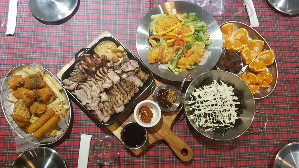 Cheap guesthouse in Jeju SUM Guest House Jeju Airport Branch (1)