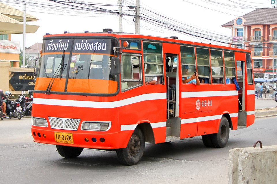public bus to chiang mai