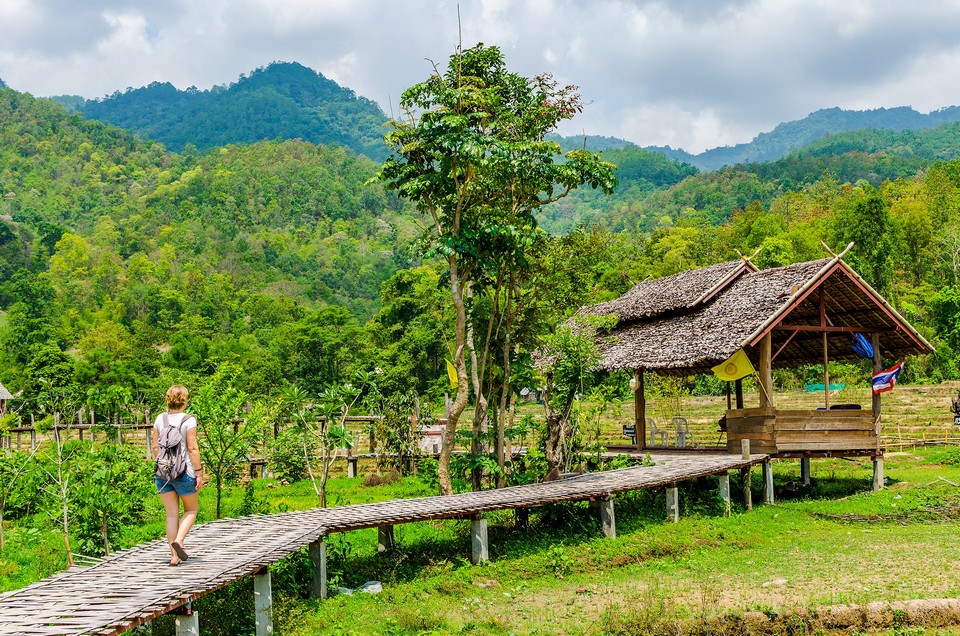 thailand-pai-holy-bamboo-bridge-hut