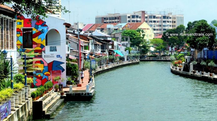 1 day in Melaka Sailing on the Malacca River (10) 1 day in Melaka Sailing on the Malacca River (1)