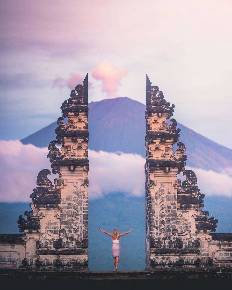 Heaven gate at Lempuyang Temple