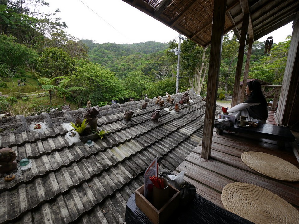Best cafes in Okinawa Yachimun Kissa Shisa-en (Yachimun café) (1)
