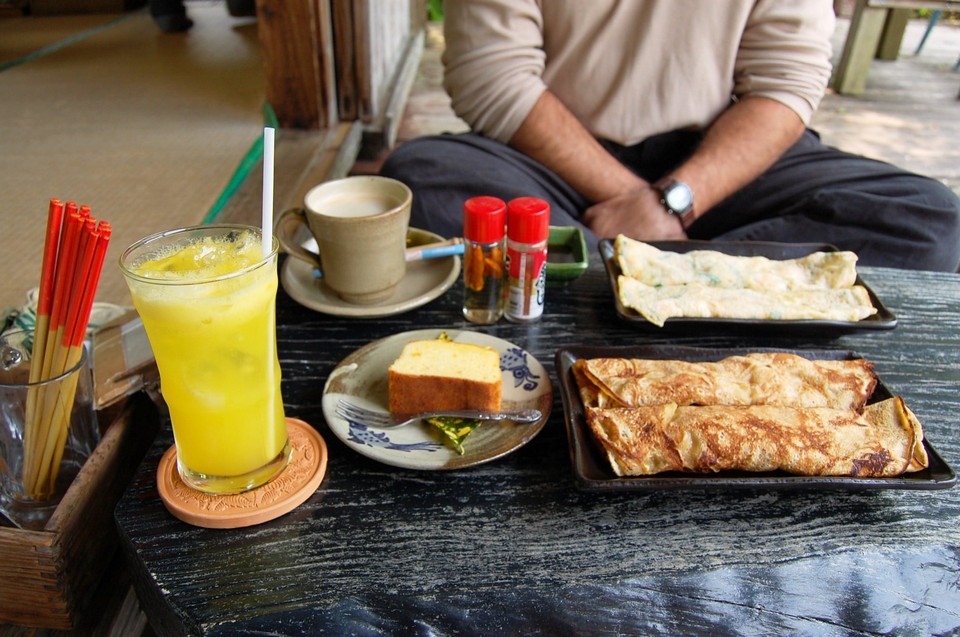 Best cafes in Okinawa Yachimun Kissa Shisa-en (Yachimun café) (1)