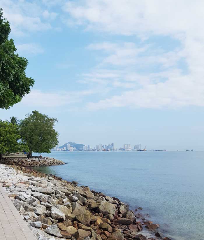 A section of the coastal embankment, I don't remember which one. This part is near Fort Fort Cornwallis