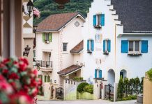 Explore Edelweiss Swiss Theme Park — A miniature Europe near Seoul Edelweiss Swiss Theme Park village (1)