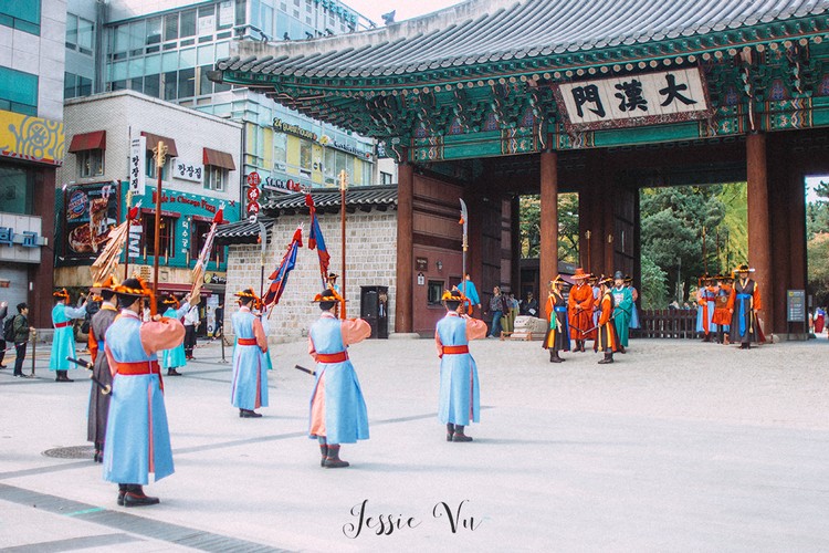 Changing of the Royal Guard at Deoksugung Palace