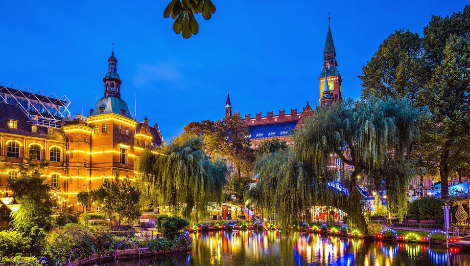 tivoli_gardens-copenhagen-1500x850