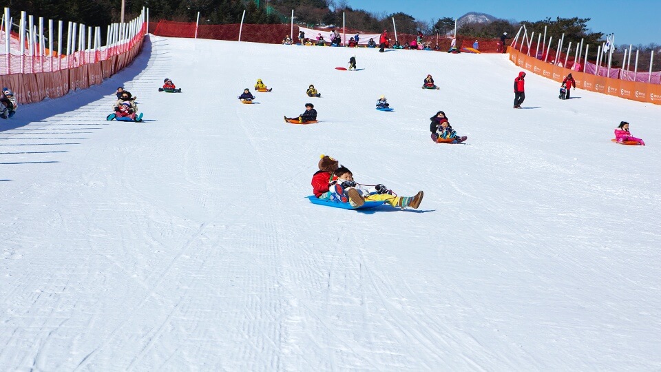 Gangwon skiing