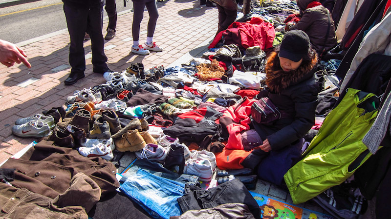 Seocho Saturday Market (Seocho Flea Market) (5)