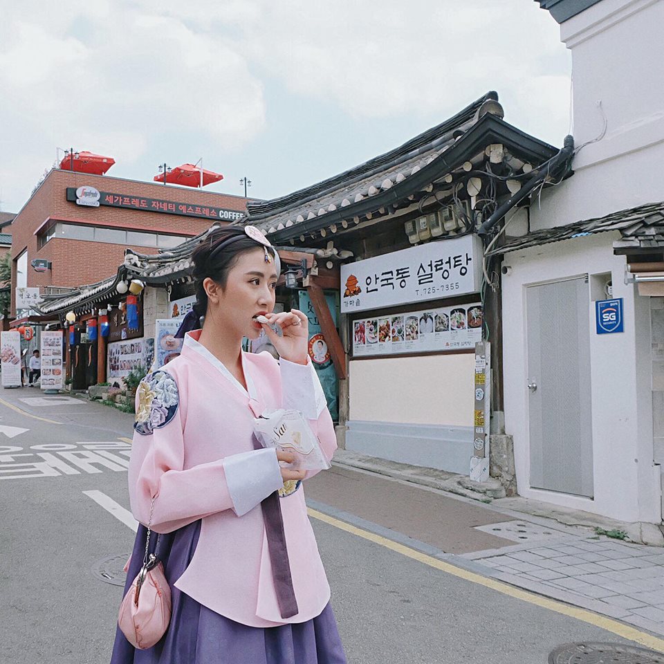 Renting Hanbok with discounted price.