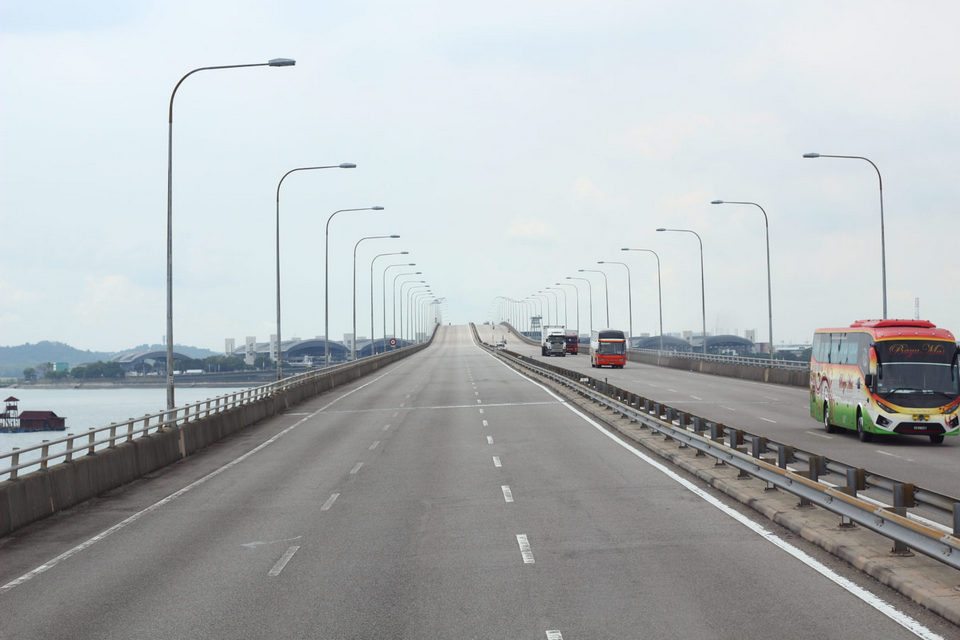 Malaysia - Singapore bridge