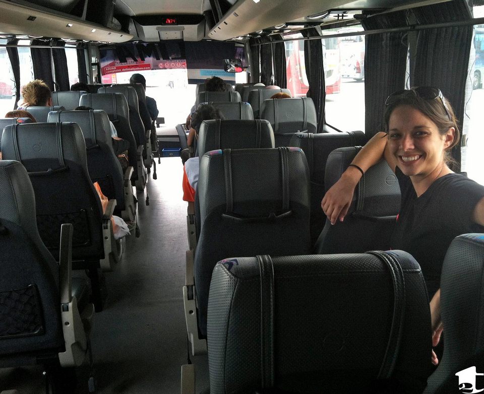 Singapore bus
