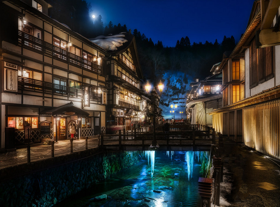 Fantasy town as a Spirited Away opus