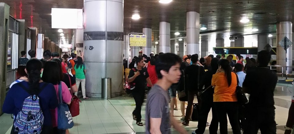 kuala lumpur to singapore border crossing