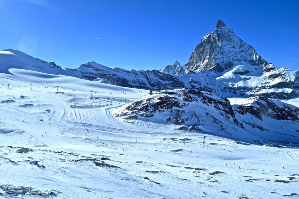 Skiing in Zermatt