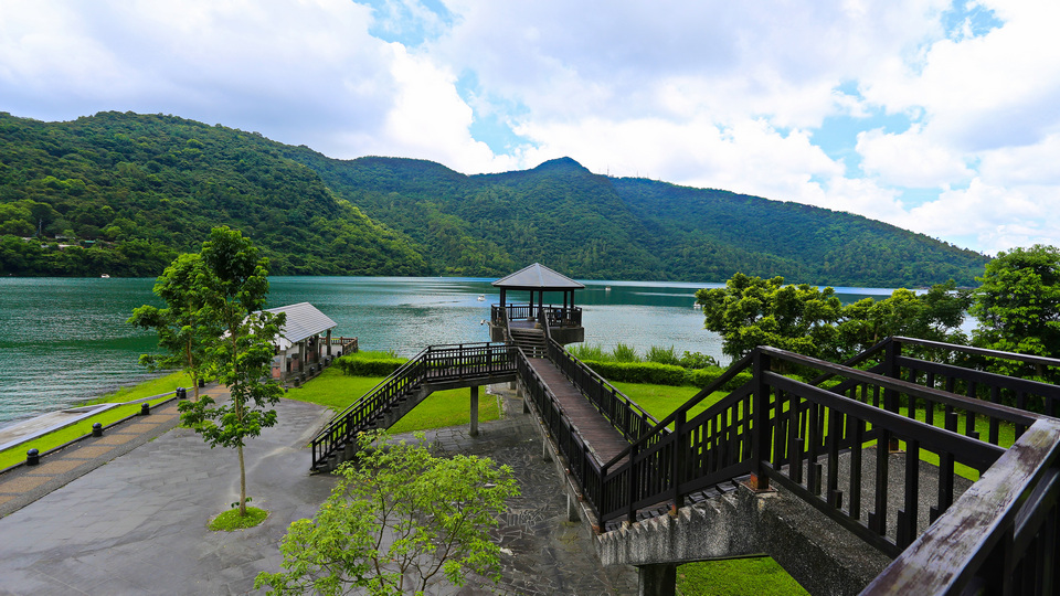 Liyu lake