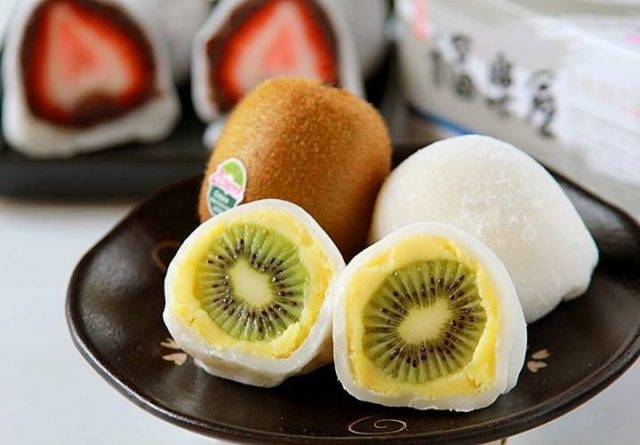Mochi cakes