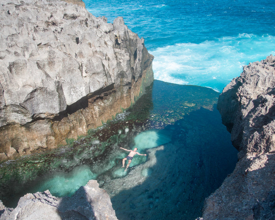 Angela Billabong Cliff