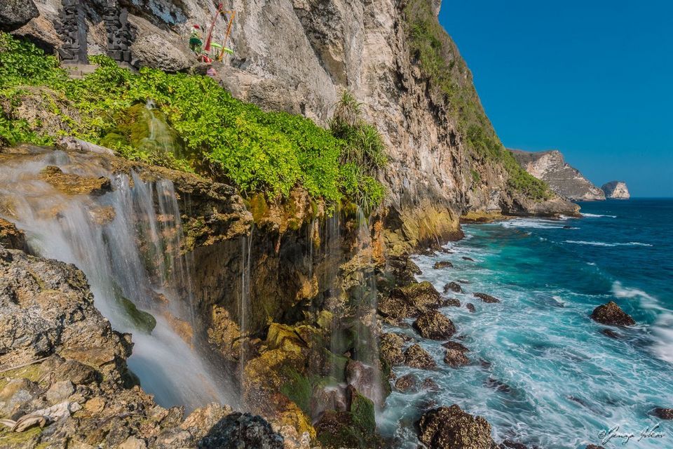 Peguyangan waterfall guide