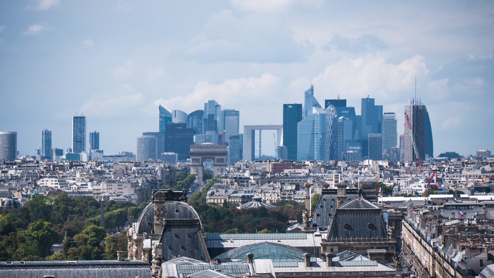 Le quartier de la Défense vu de la Tour Saint-Jacques