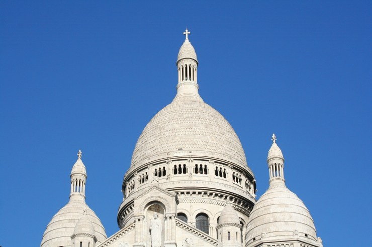 Sacre Coeur Basilica and montmartre hill (14)