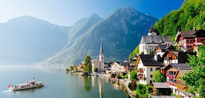 hallstatt village
