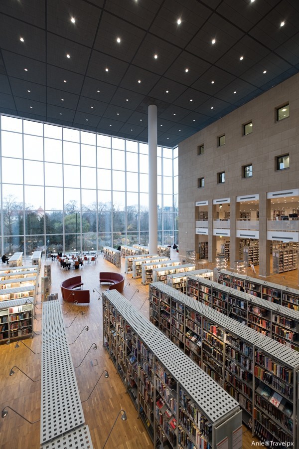 Stadsbibliotek City Library malmo (2)