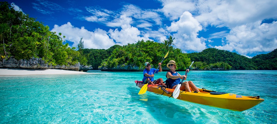 palau Maml-diver-David-Kirkland