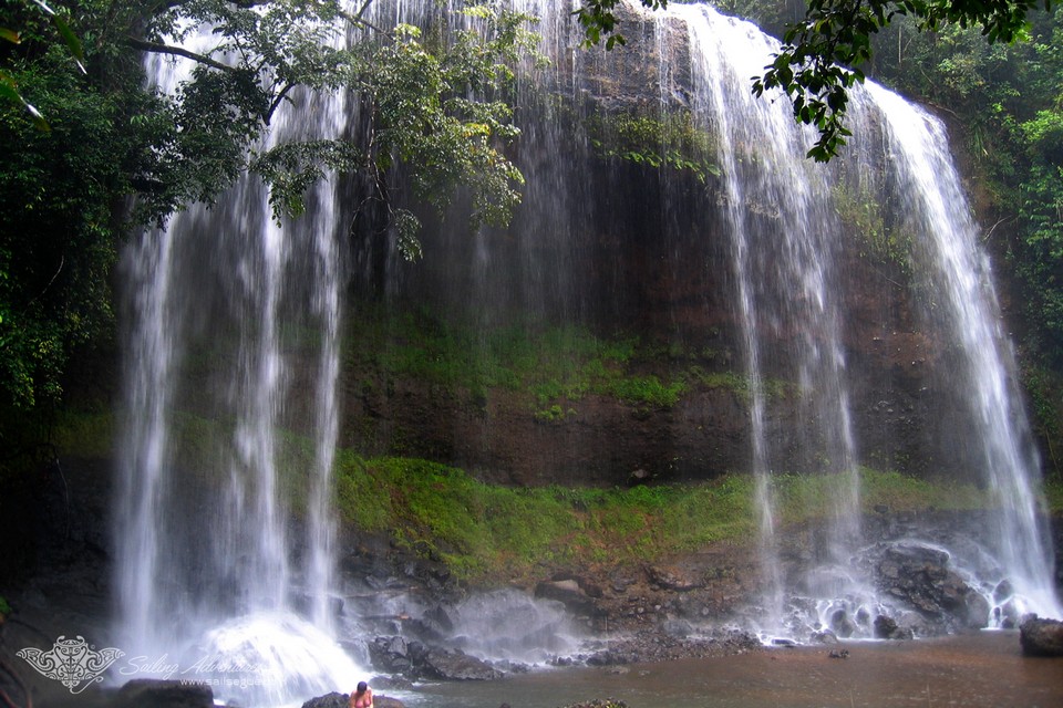 Ngardmau waterfalls palau