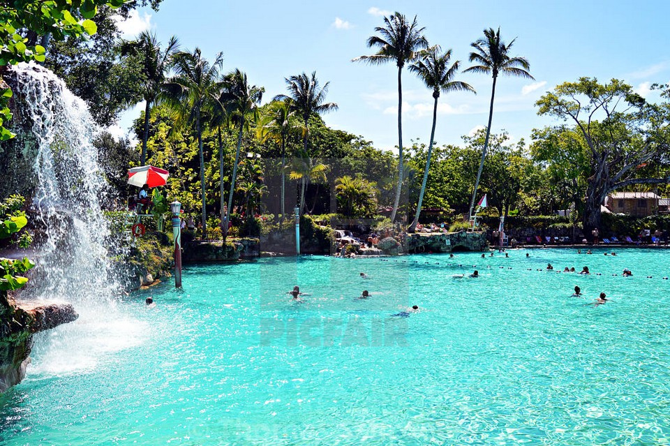 Venetian Pool2