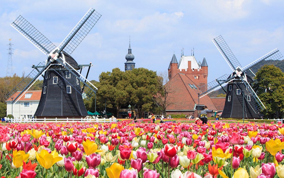 Huis Ten Bosch Theme Park (1)