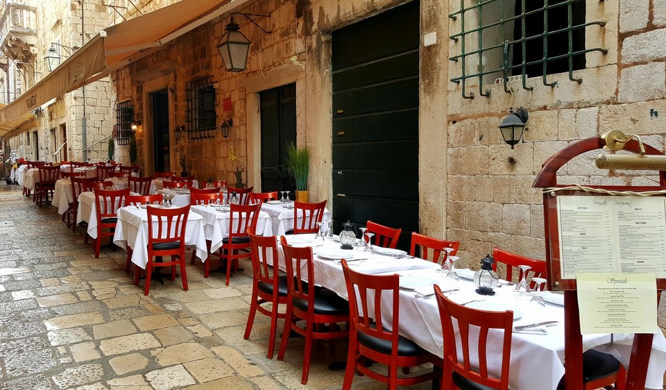 dubrovnik-old-town-restaurant-41572451355kiovhq0bt4