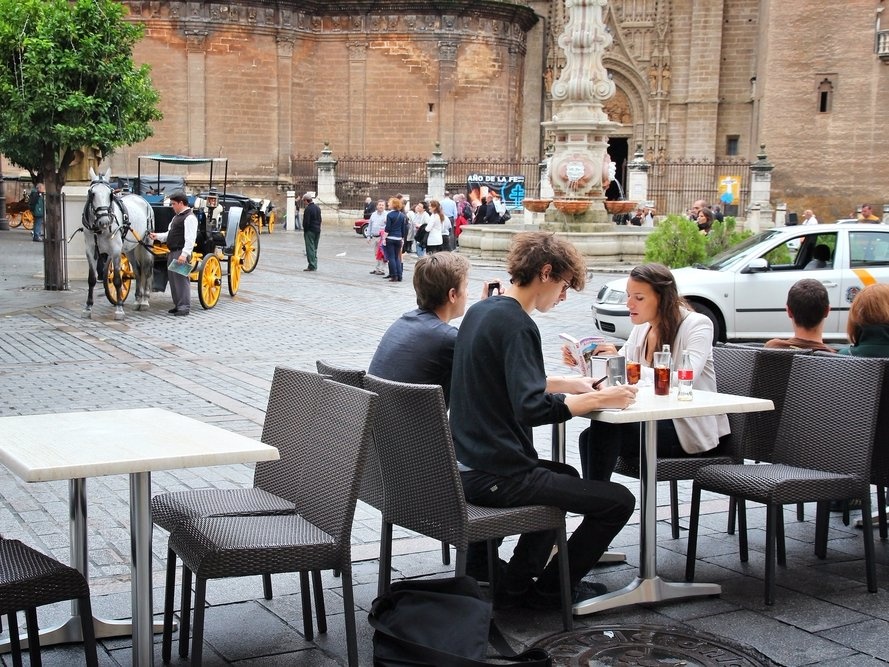 | seville travel guide